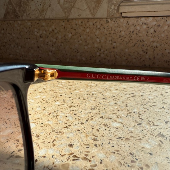 Gucci Womens Black Cat-Eye Sunglasses - Picture 4 of 5